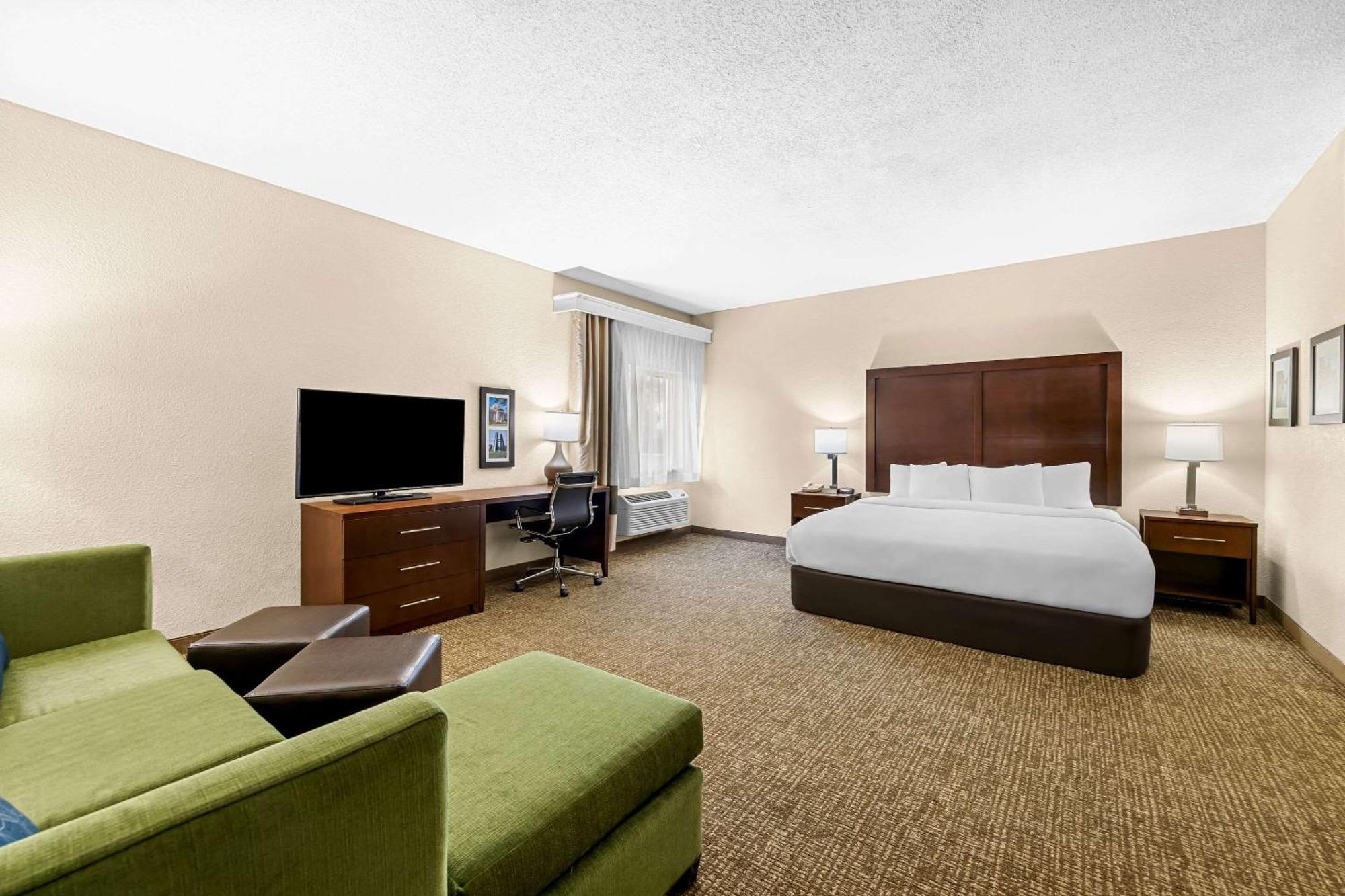 Comfort Inn & Suites Pueblo Zewnętrze zdjęcie