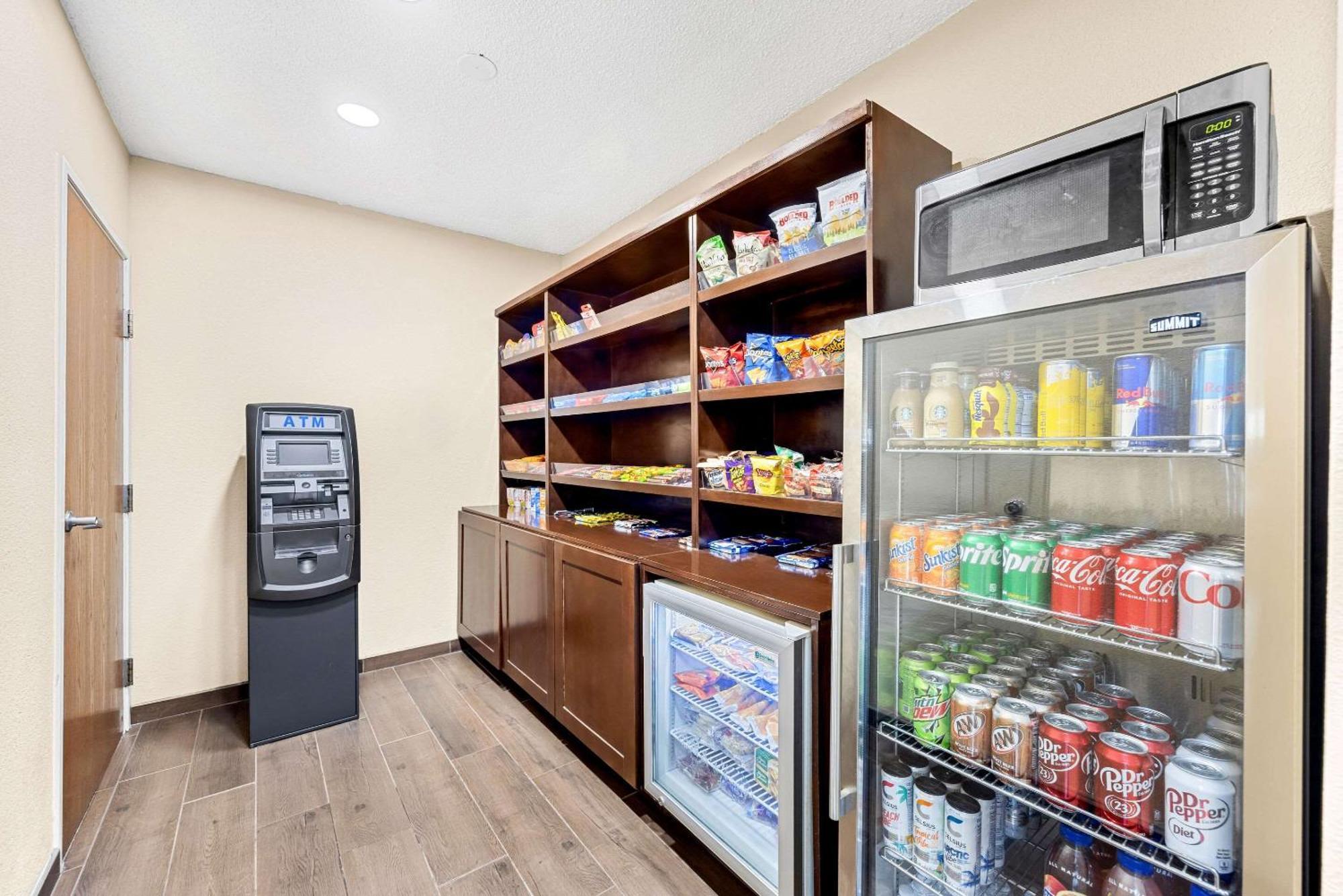 Comfort Inn & Suites Pueblo Zewnętrze zdjęcie