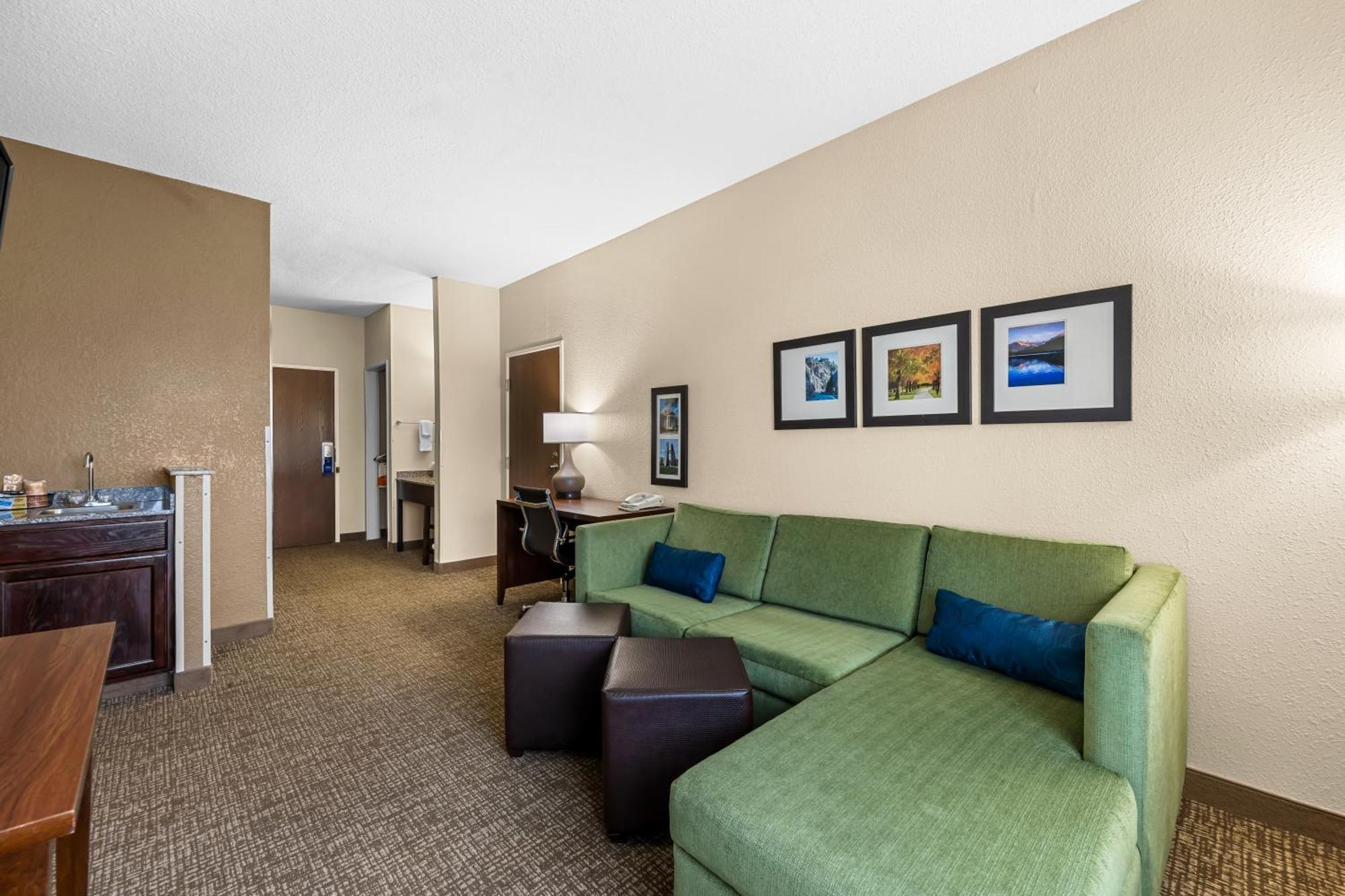 Comfort Inn & Suites Pueblo Zewnętrze zdjęcie