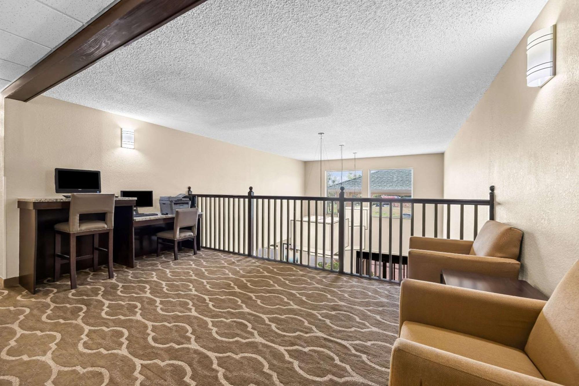 Comfort Inn & Suites Pueblo Zewnętrze zdjęcie