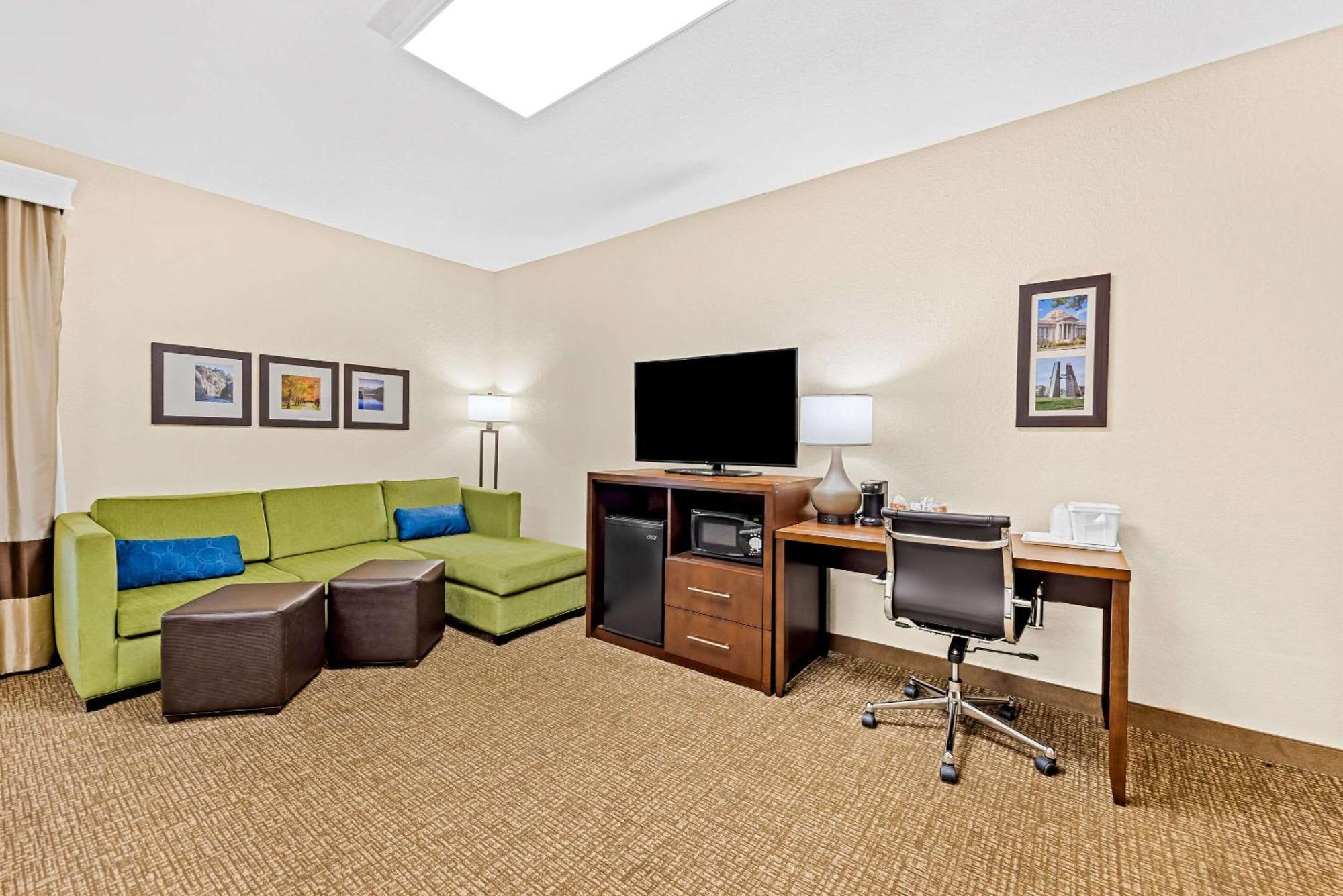Comfort Inn & Suites Pueblo Zewnętrze zdjęcie
