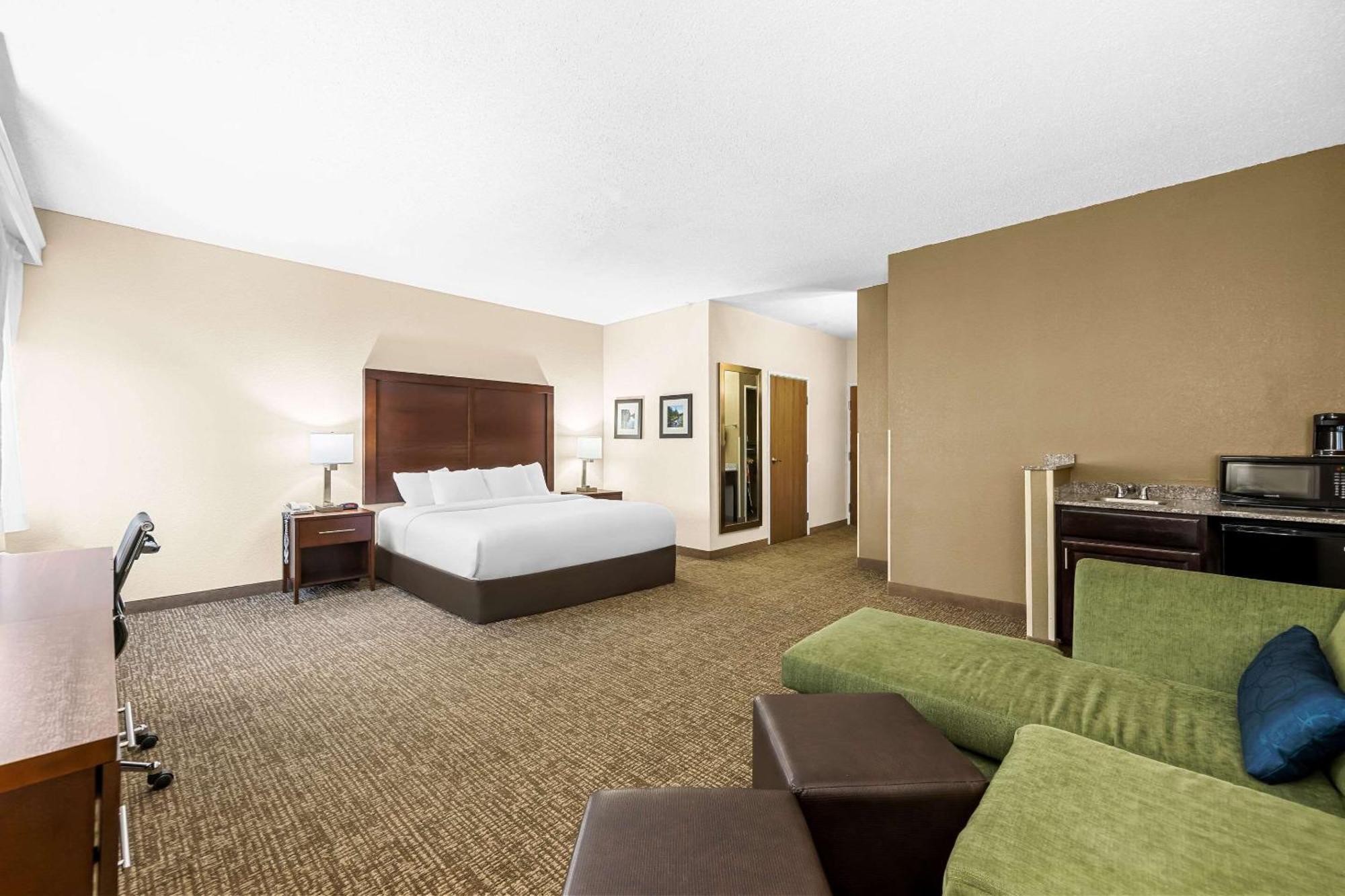 Comfort Inn & Suites Pueblo Zewnętrze zdjęcie
