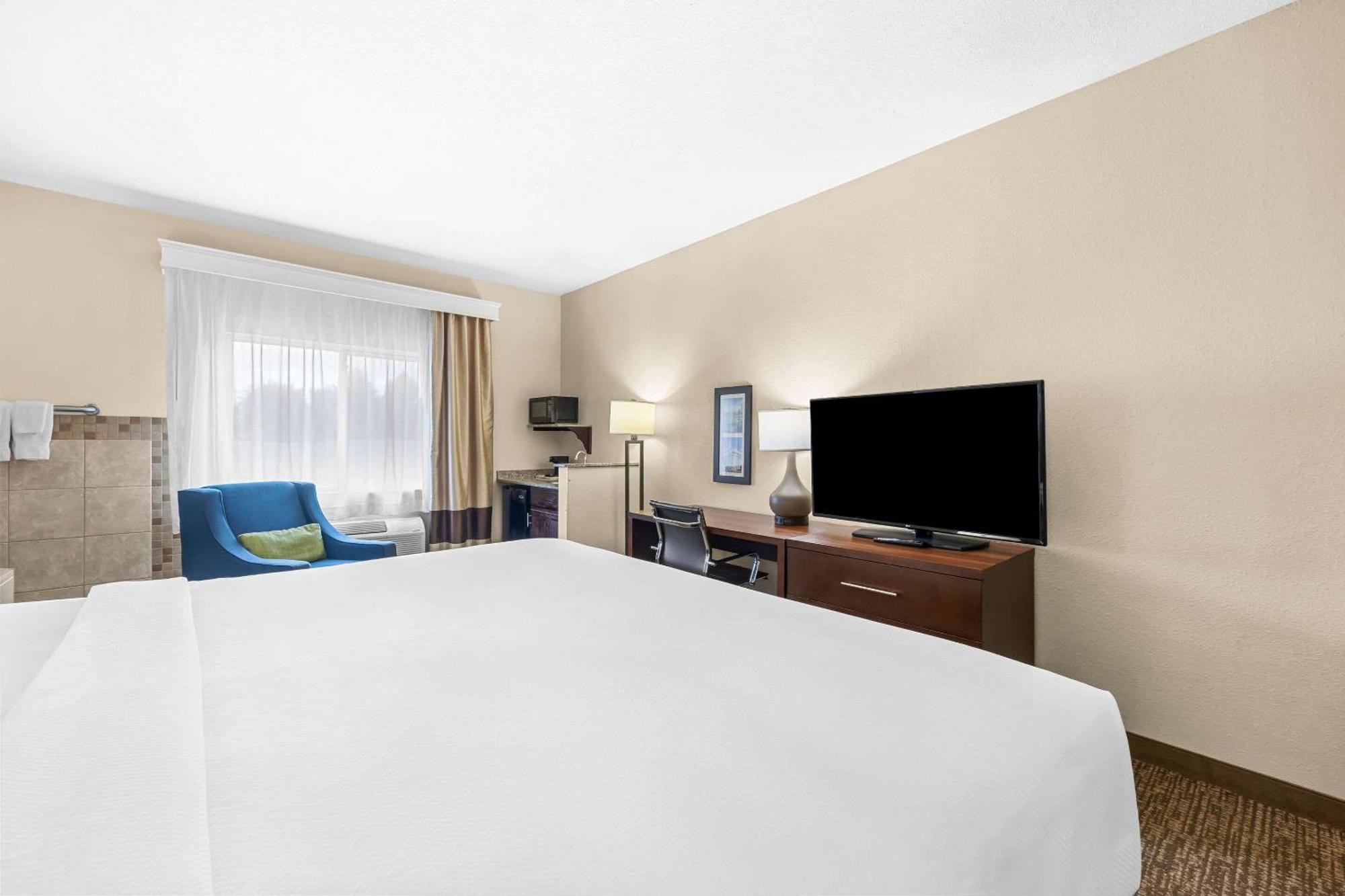 Comfort Inn & Suites Pueblo Zewnętrze zdjęcie