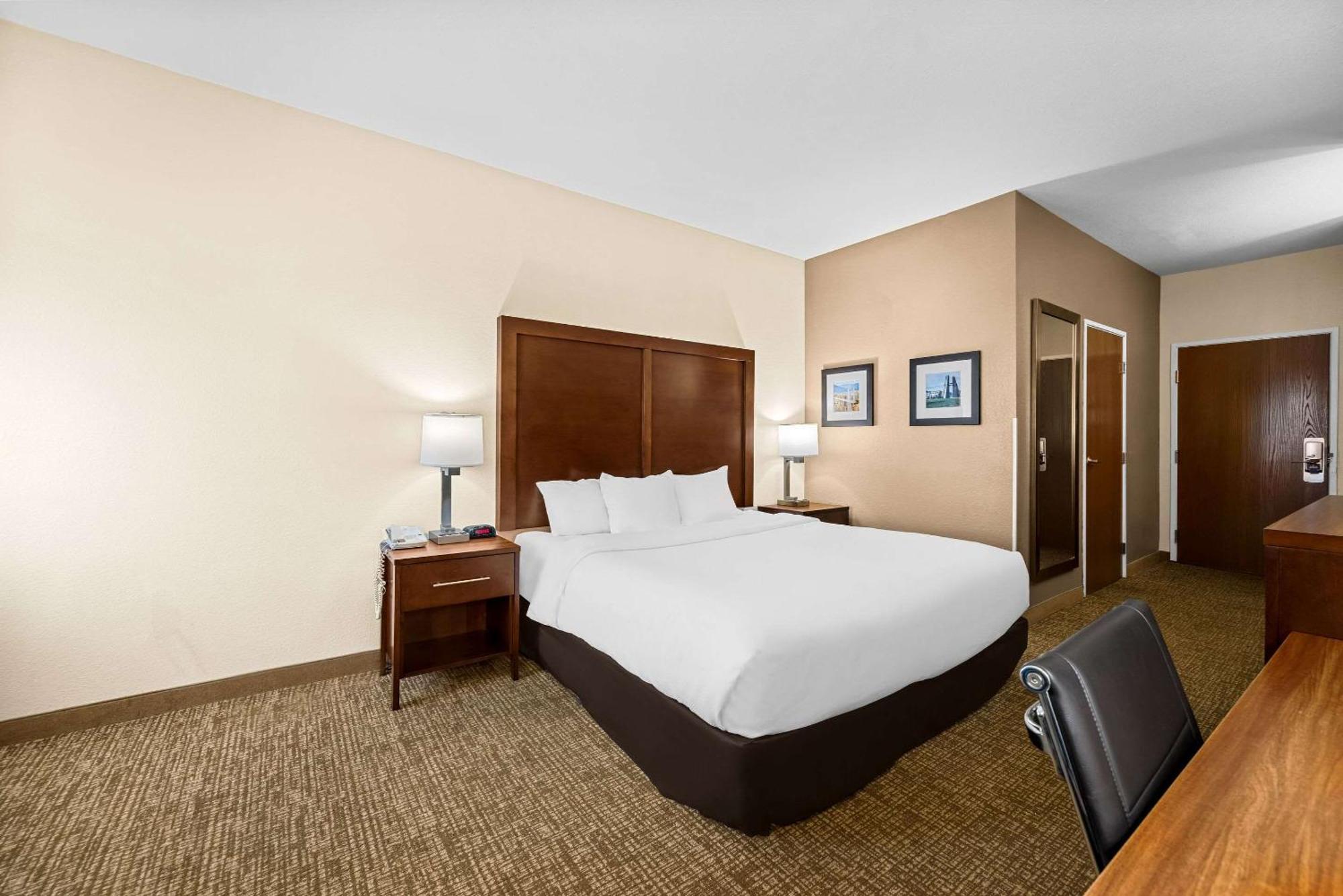 Comfort Inn & Suites Pueblo Zewnętrze zdjęcie